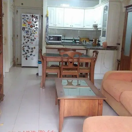 아파트 Near The Montana Amarilla With Small Privat Garden 코스타델실렌시오